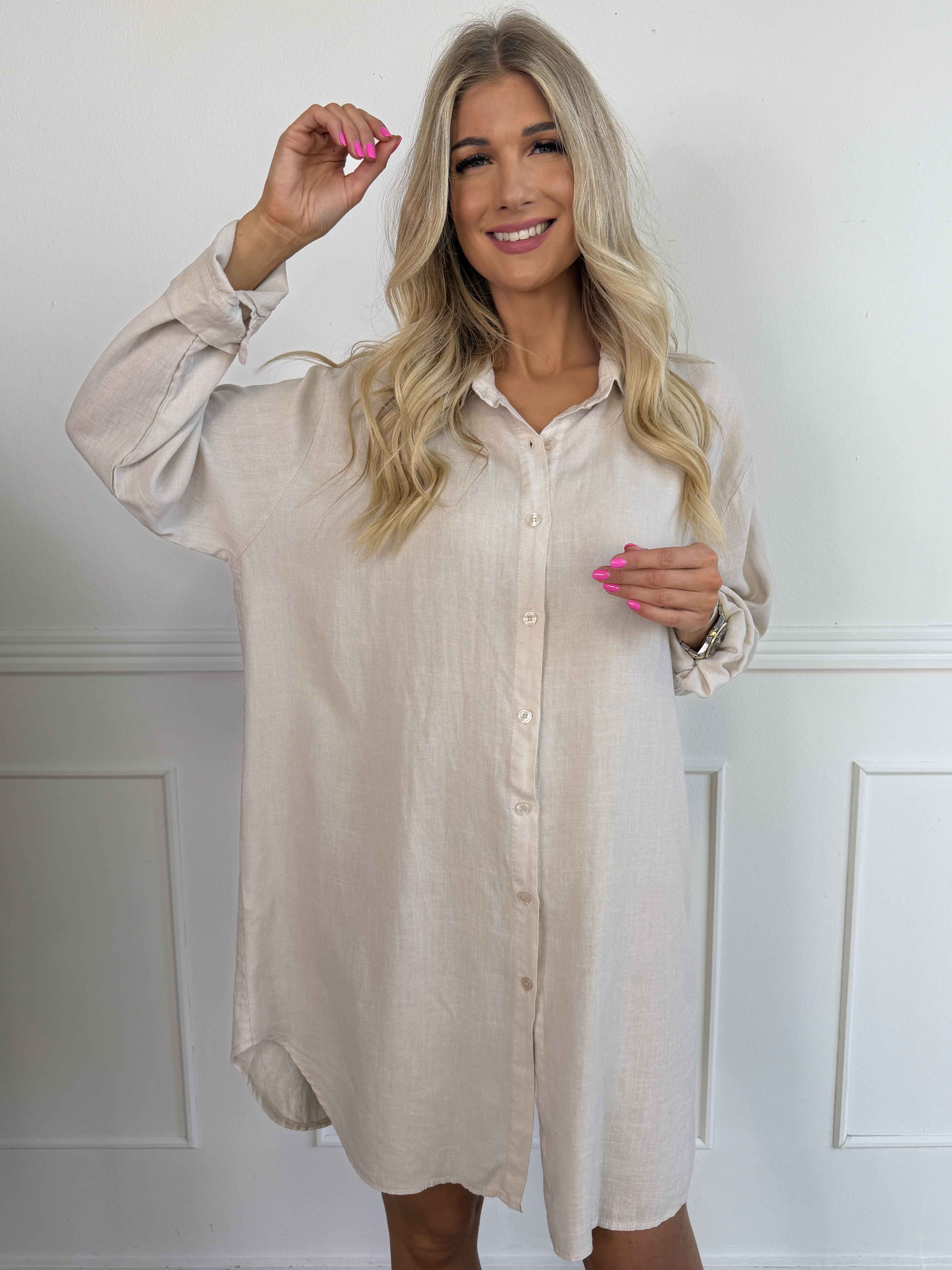 Clara Dress - Ensfarvet skjortekjole i viskose og hør